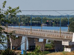 Ukraina Gempur Pangkalan Rusia-2 Jembatan Penting di Kherson