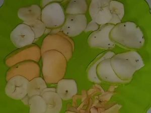 Beli Keripik Buah Isi 4 Biji di Kota Batu, Produsen Soroti Oknum Tak Jujur Beli Keripik Buah Isi 4 Biji di Kota Batu, Produsen Soroti Oknum Tak Jujur