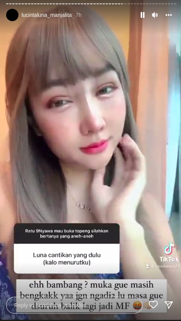 Unggahan Lucinta Luna
