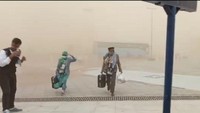 Badai Pasir Landa Bandara Madinah, Pemulangan Haji RI Terkendala