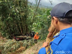 7 Orang Tewas! Jerit Penumpang Saat Mobil Terjun ke Jurang di Ciamis