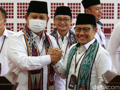 Momen Prabowo-Cak Imin Daftar Pemilu Bareng ke KPU