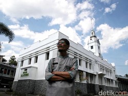 Kisah Masjid Serupa Gereja di Garut Diberondong Senjata Berat DI/TII