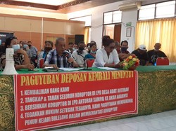 Deposan Datangi Kejaksaan Minta Kejelasan Pengembalian Dana LPD Anturan