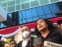 Gonta-ganti Pengacara ala Bharada E