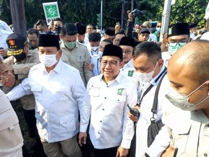 Momen Prabowo-Cak Imin Jalan Bareng ke KPU
