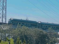 Heboh Kereta Jadul Harry Potter di Atas Rel Kereta Cepat, Ini Faktanya