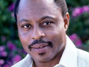 Aktor Roger E Mosley Meninggal Usai Alami Kecelakaan Mobil