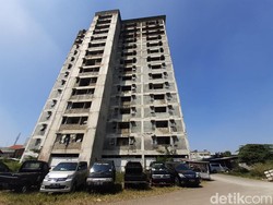 Rusun Pengabdi Setan Jadi Tempat Wisata Dadakan, PKL Sekitar Kecipratan?