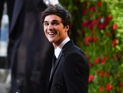 Jacob Elordi Tolak Jadi Superman: Terlalu Dark