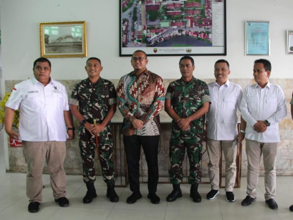 Amanah Prabowo, Andre Rosiade Serap Aspirasi di RST Reksodiwiryo Padang