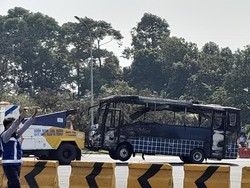 Bus AKAP Terbakar di Tol Jagorawi, Sopir dan Penumpang Selamat