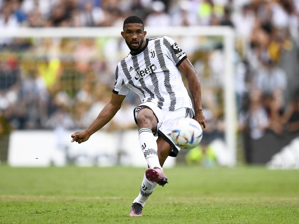 Bremer Minta Fans Torino Pahami Keputusannya ke Juventus Bremer Minta Fans Torino Pahami Keputusannya ke Juventus
