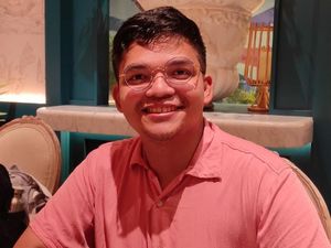 Kisah Hanif Alim Pernah Ditolak 100 Perusahaan, Kini Sering Bagi Tips Karier