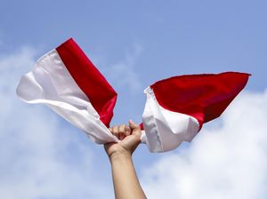 Lirik Lagu Hari Merdeka 17 Agustus Lengkap dengan Not Angka dan Maknanya Lirik Lagu Hari Merdeka 17 Agustus Lengkap dengan Not Angka dan Maknanya