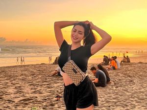 7 Foto Jessica Iskandar yang Dipuji Makin Cantik, Pamer Perut Usai Lahiran