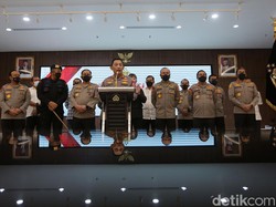 Barisan Jenderal Dampingi Kapolri Umumkan Tersangka Ferdy Sambo