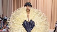 10 Koleksi Busana Unik Jean Paul Gaultier Couture 2022