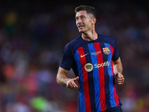 Senyum dan Pengakuan Robert Lewandowski yang Bikin Sakit Hati