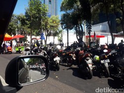Macet di Jalan Tunjungan karena Ada Demo