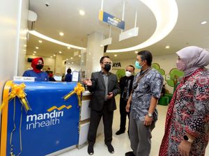 Upaya Mempermudah Layanan Kesehatan Upaya Mempermudah Layanan Kesehatan