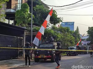 Jelang Pengumuman Tersangka Baru, Brimob Disiagakan di Rumah Sambo Jelang Pengumuman Tersangka Baru, Brimob Disiagakan di Rumah Sambo