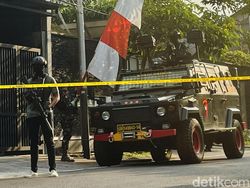 Alasan Penggeledahan Rumah Ferdy Sambo Dijaga Brimob Bersenjata Lengkap