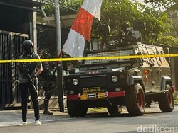 Alasan Penggeledahan Rumah Ferdy Sambo Dijaga Brimob Bersenjata Lengkap