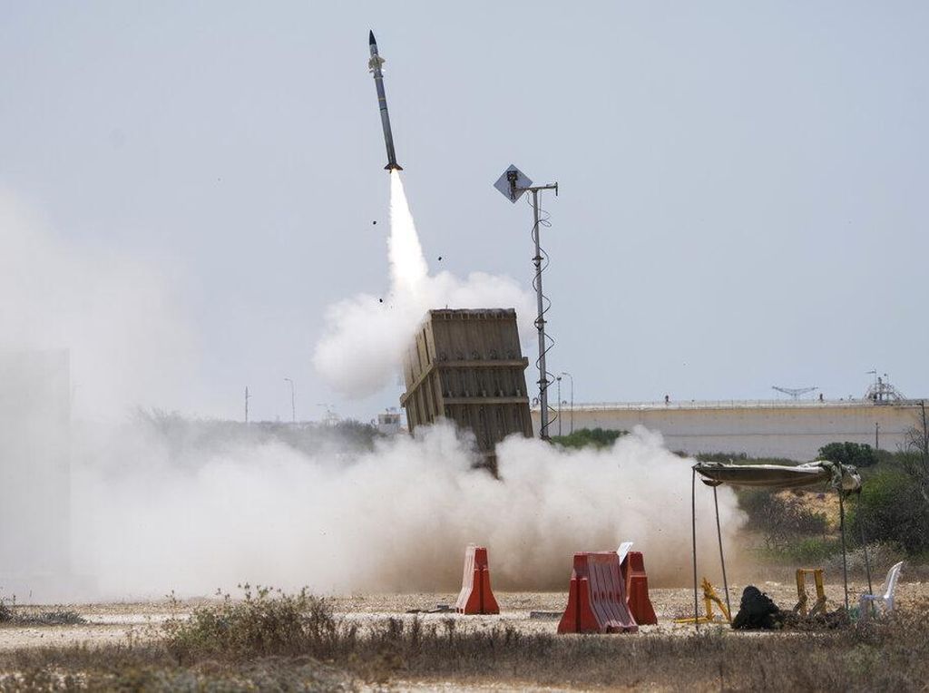 Memanas! Roket-roket Ditembakkan dari Gaza ke Israel