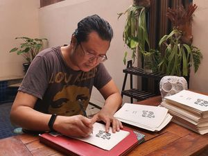 Salman Aristo Rilis Novel My Rocket Queen, Terinspirasi dari Guns N Roses Salman Aristo Rilis Novel My Rocket Queen, Terinspirasi dari Guns N Roses