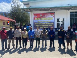 Sekdaprov Papua & Pj Bupati Lanny Jaya Atasi Dampak Bencana Hujan Es