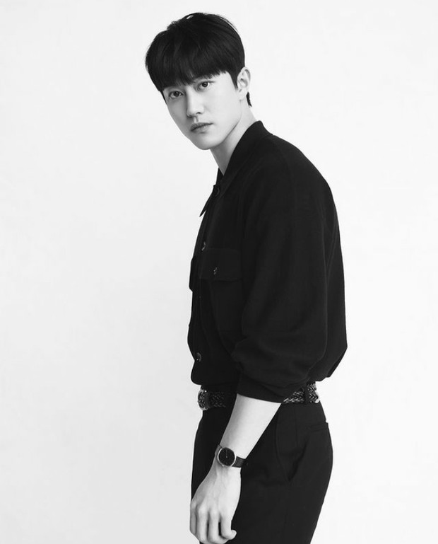 Potret Kwak Dong Yeon, aktor sekaligus penyanyi kelahiran tahun 1997/Foto: instagram.com/kwakdongyeon0 Lahir di Daejeon, Kwak Dong Yeon memulai debut di tahun 2012 saat usianya 15 tahun.