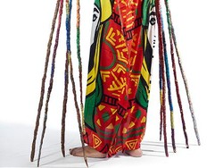 Tak Pernah Potong Kuku 25 Tahun, Wanita Ini Ungkap Caranya BAB