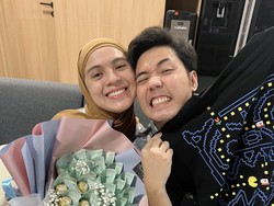 Bikin Ngakak! Rizky Kinos Tak Sadar Tinggalkan Nycta Gina di Mal