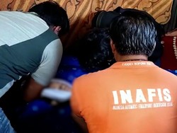 Sadis! Paman Bunuh Ponakan Saat Belajar di Kelas