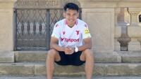 Trencin akan menjadi rumah bagi Witan selama berkarier di Liga Fortuna, liga tertinggi Slovakia. (Foto: www.astrencin.sk)