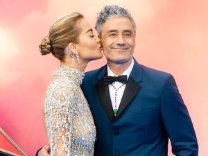 Rita Ora Ngaku Tergila-gila pada Taika Waititi usai Resmi Menikah Rita Ora Ngaku Tergila-gila pada Taika Waititi usai Resmi Menikah