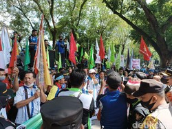 Buruh di Sumut Minta Jokowi Cabut UU Cipta Kerja