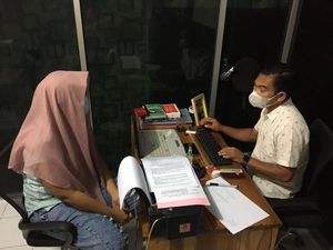 Terkuak! Guru Honorer-Pengedar Sabu di Lombok Ternyata Residivis Terkuak! Guru Honorer-Pengedar Sabu di Lombok Ternyata Residivis