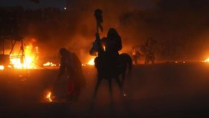 Aksi Teatrikal Tragedi Karbala Warnai Peringatan 10 Muharam di Iran