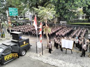 Jelang Demo Bobotoh, Polisi Bersiaga di Kantor Persib Bandung