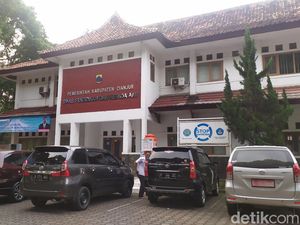 Ratusan Siswa SMP di Cianjur Putus Sekolah Ratusan Siswa SMP di Cianjur Putus Sekolah
