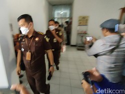 Geledah Kantor DPRD Garut, Jaksa Usut Dugaan Korupsi Rp 1,2 M