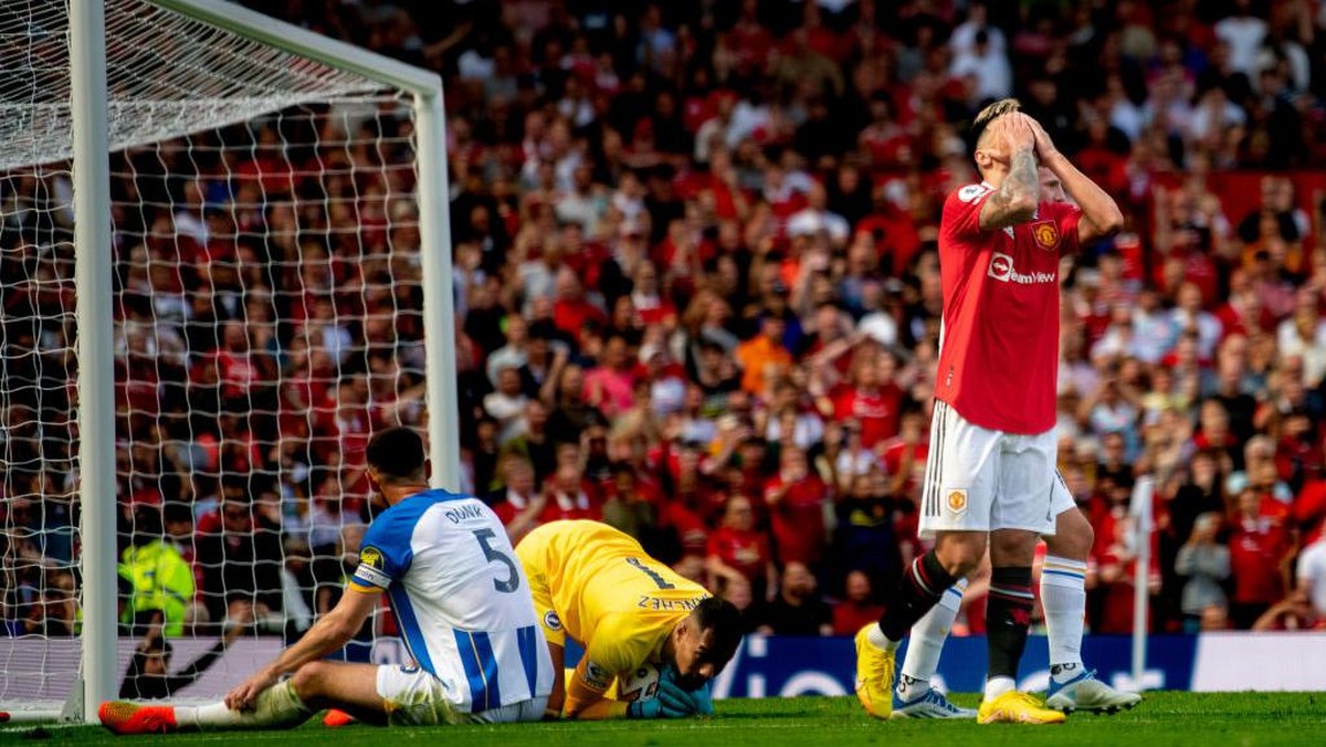 Lisandro Martinez diwanti-wanti Rio Ferdinand. (Foto: Manchester United via Getty Imag/Ash Donelon)
