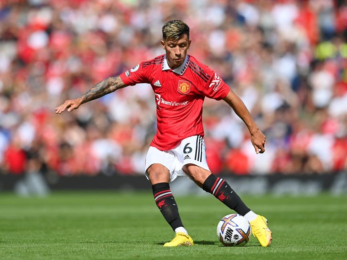 MANCHESTER, ENGLAND - AUGUST 07: Lisandro Martinez of Manchester United looks on during the Premier League match between Manchester United and Brighton & Hove Albion at Old Trafford on August 07, 2022 in Manchester, England. (Photo by Michael Regan/Getty Images)