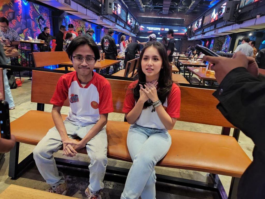 Cara Luxxy dan Angie Jaga Mood Sebagai Gamer Cara Luxxy dan Angie Jaga Mood Sebagai Gamer