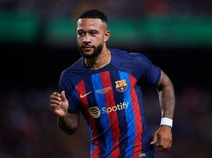 MU Mau Balikan sama Memphis Depay?