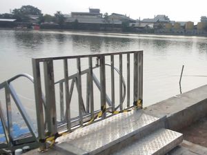 Panggung Apung Situ Rawa Kalong Depok Digembok Usai Diresmikan, Kenapa? Panggung Apung Situ Rawa Kalong Depok Digembok Usai Diresmikan, Kenapa?