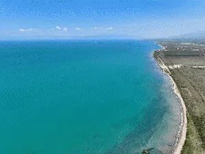 Pesona Danau Terindah di China