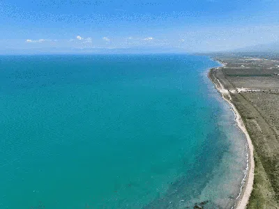 Pesona Danau Terindah di China